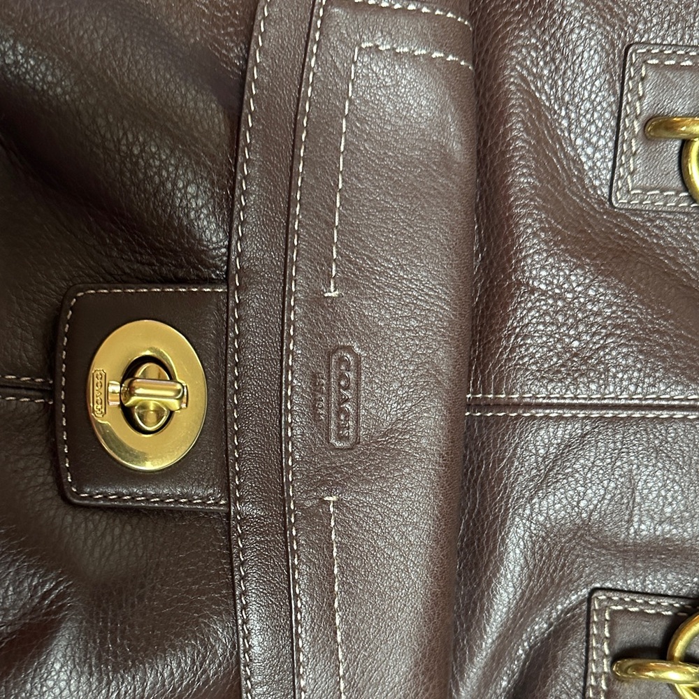Coach Dark Brown Leather Shoulder Bag - Picture 7 of 8